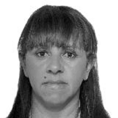 Neyde da Loja