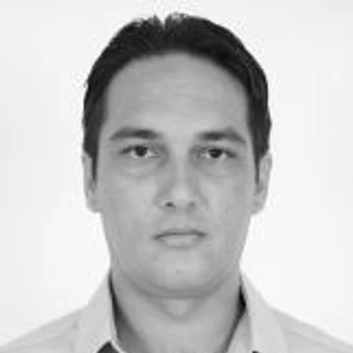 Adelio Carvalho
