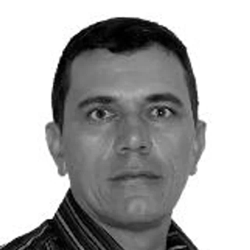 JOAO CORRETOR