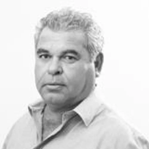 ZEZÉ PROCÓPIO