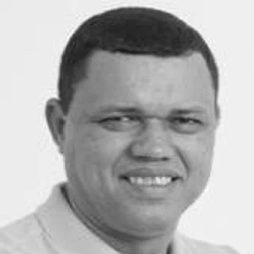 Adalto Santos