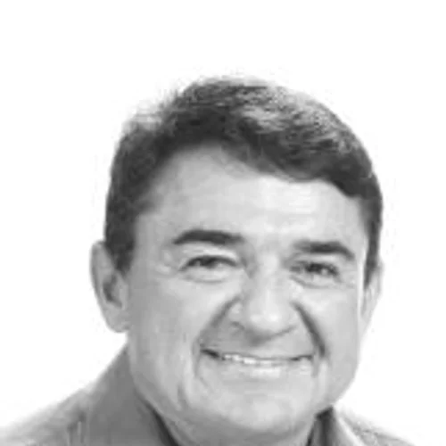 Professor Julio
