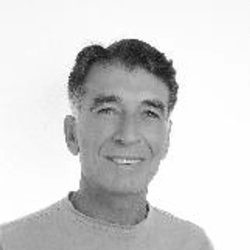 TIO LAU