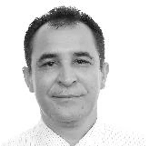 DR. JOSÉ ROBERTO
