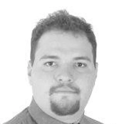 YURI CAVECHIOLI