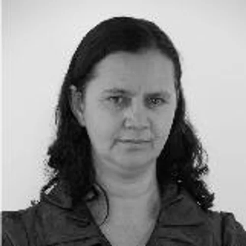 ALICE TAVARES