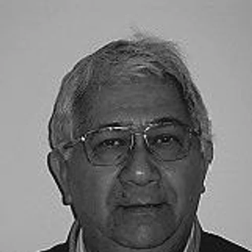 SANTO SIQUEIRA