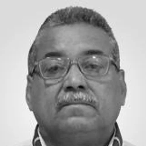 PROFESSOR ADONIAS