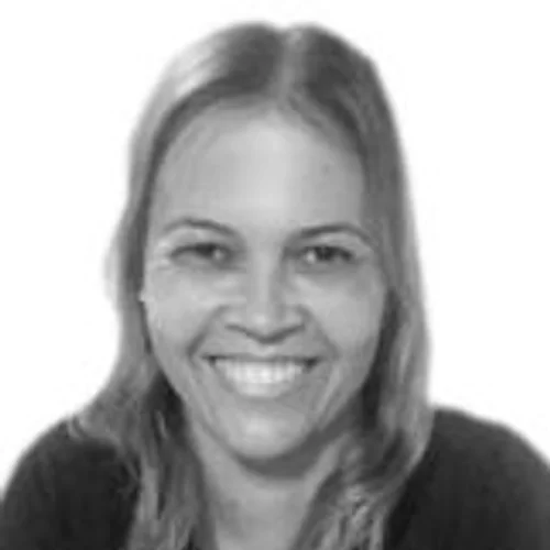 Cláudia Jeruza