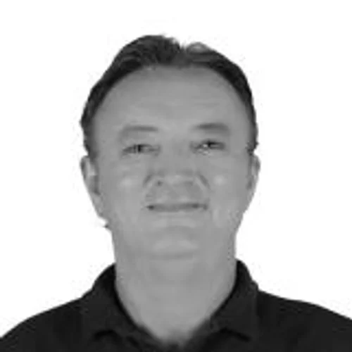 SERGIO TAVARES