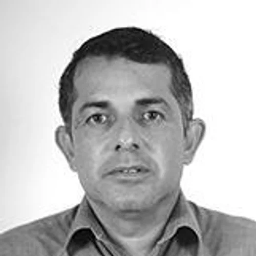 CARLINHOS PRADO
