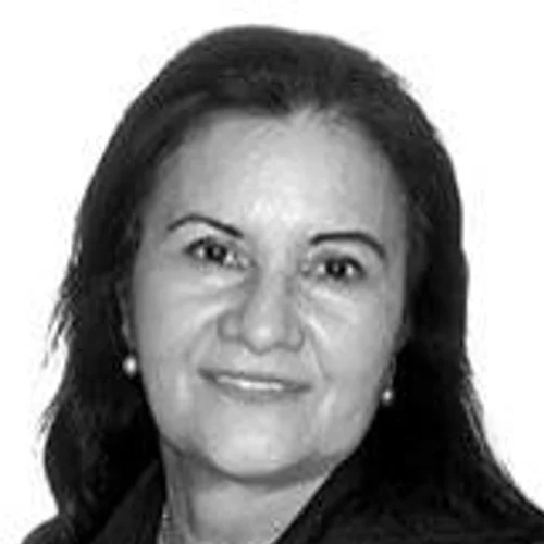 INÊS LAVÔR