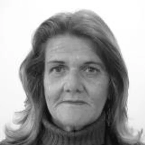PROFESSORA LORENA