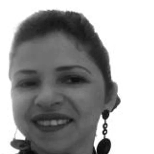 Nivia Borba