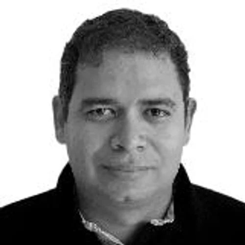 DANIEL SANTOS