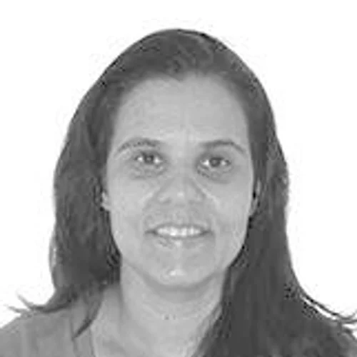 KARINA PINHEIRO