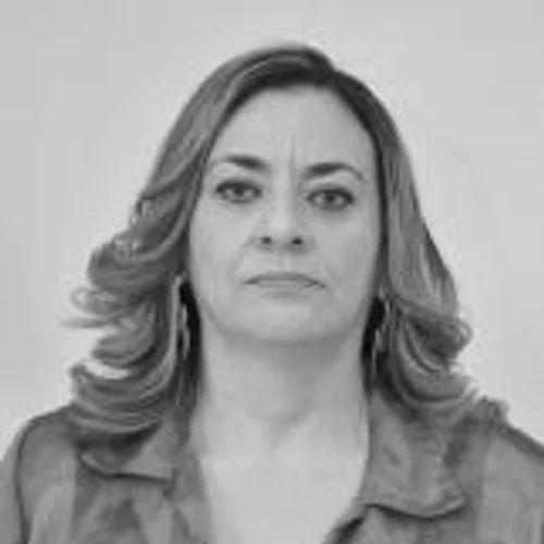 REGINA NAVARRO