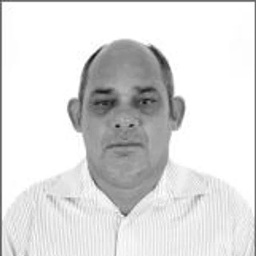 IVAN TAVARES