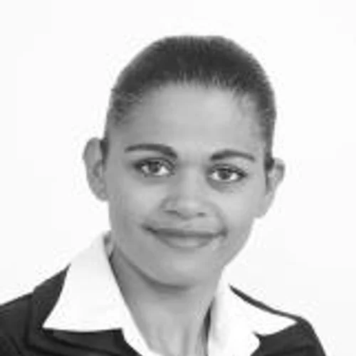Adriana Garçonete