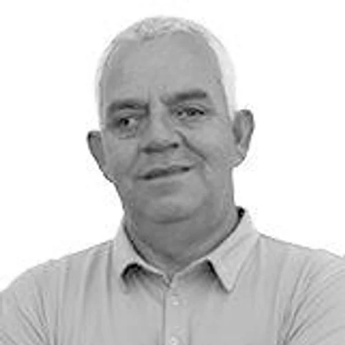 JOSÉ VIANA