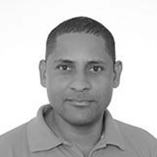 Mauro César