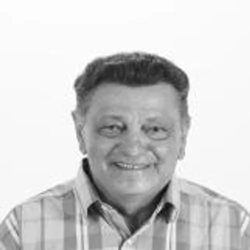 ZÉ GOMES
