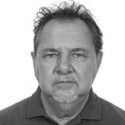 MILTON SAPONGA