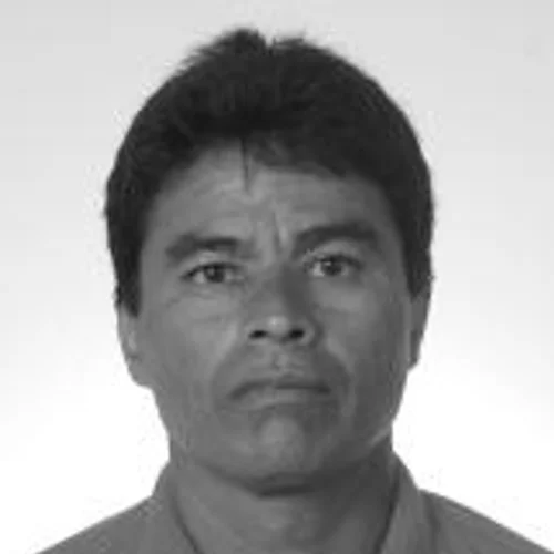 ISRAEL PERÓ