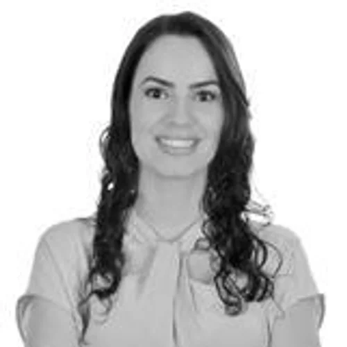 KENIA SOARES