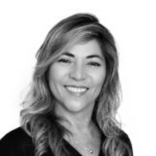 VERA ALCÂNTARA