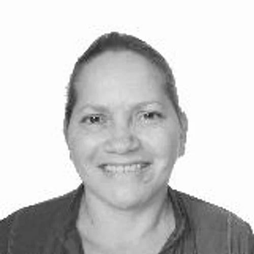 PROFESSORA IZABEL MARINHO
