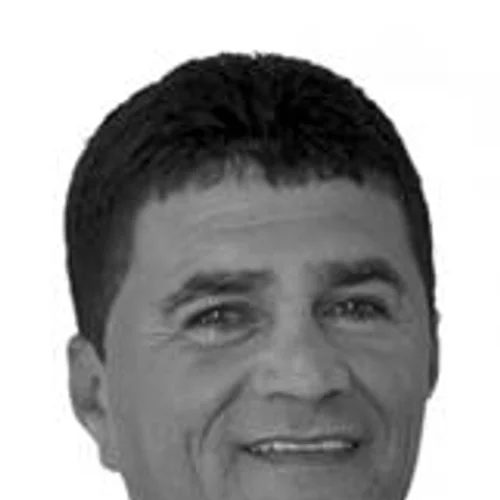 VERNEQUE BARROS