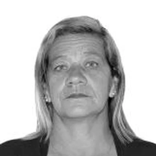 LÚCIA POMBINHA