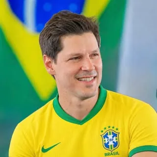 DANIEL VILELA