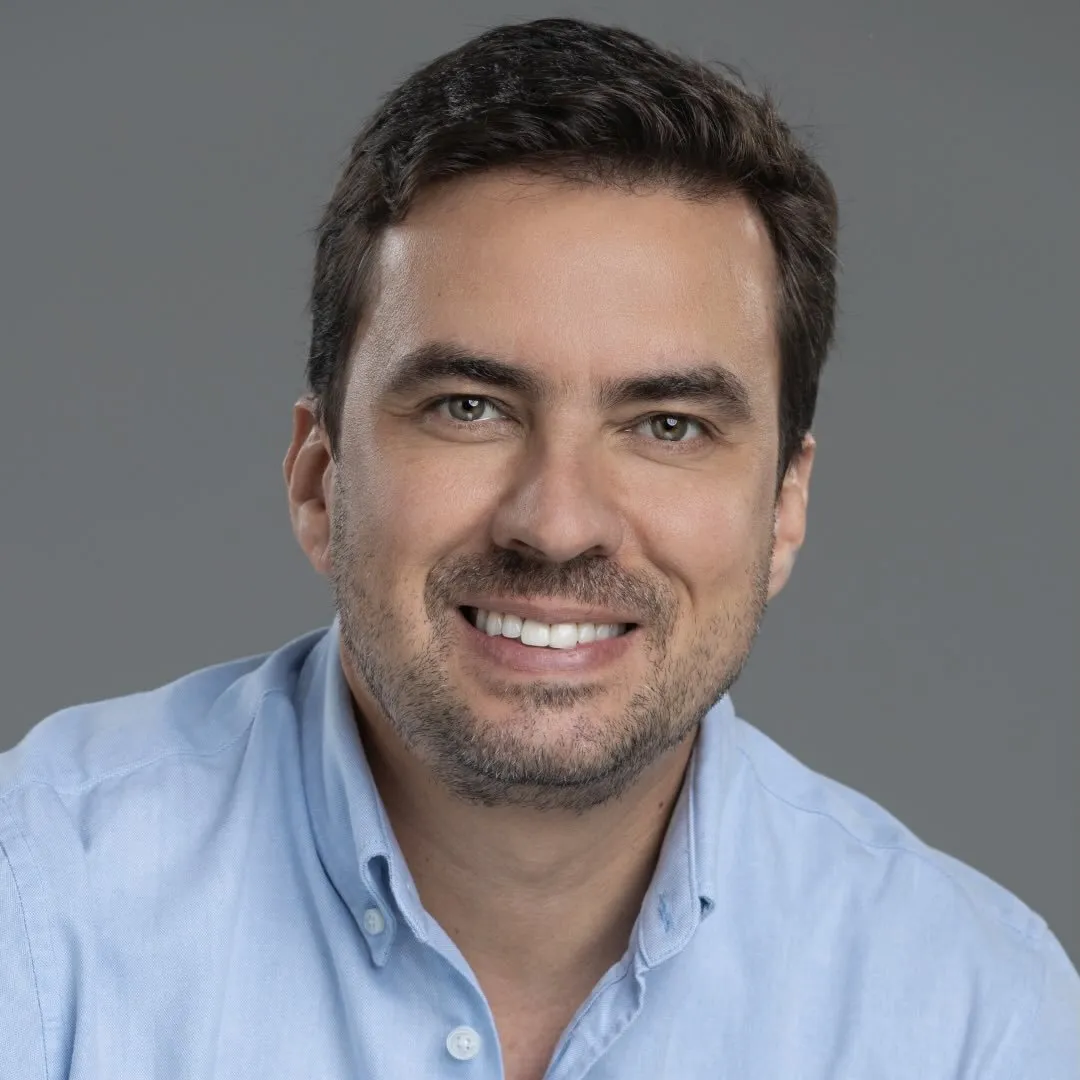 VINICIUS CAMARINHA