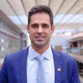 Leo Siqueira