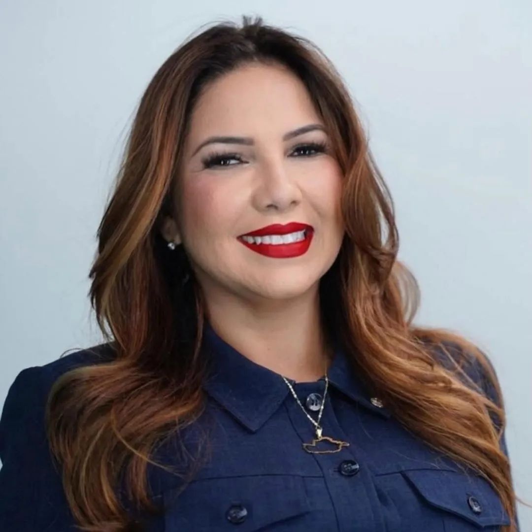 CRISTIANE LOPES