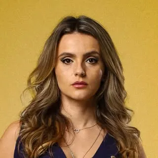AMANDA VETTORAZZO